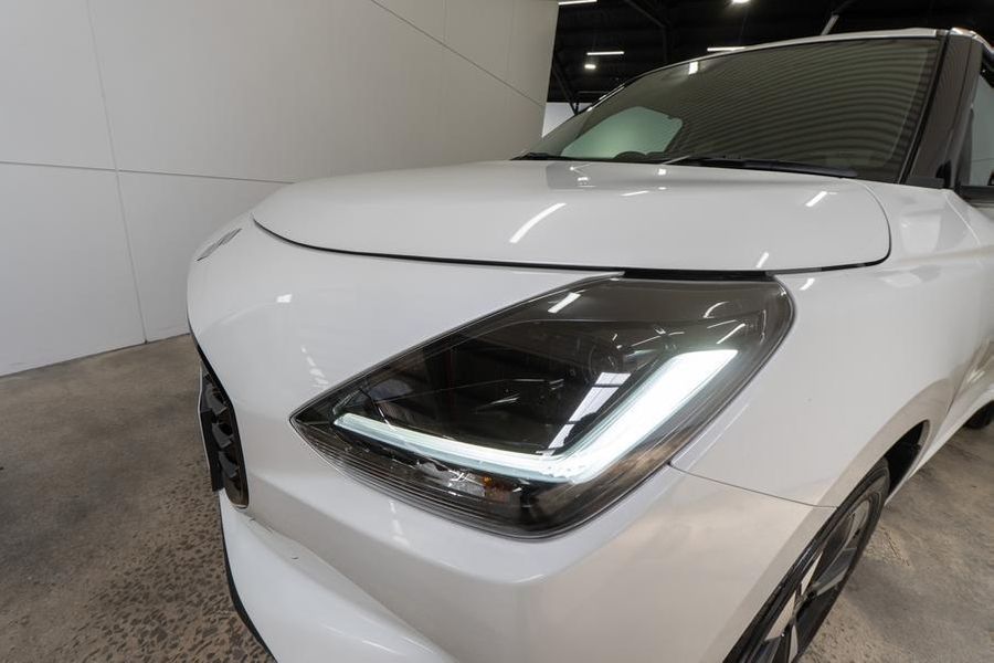 2024 Suzuki Swift GLX Turbo Auto Photo 10
