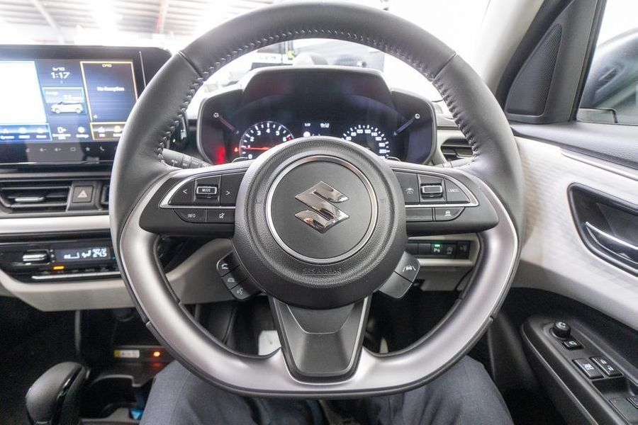 2024 Suzuki Swift GLX Turbo Auto Photo 23