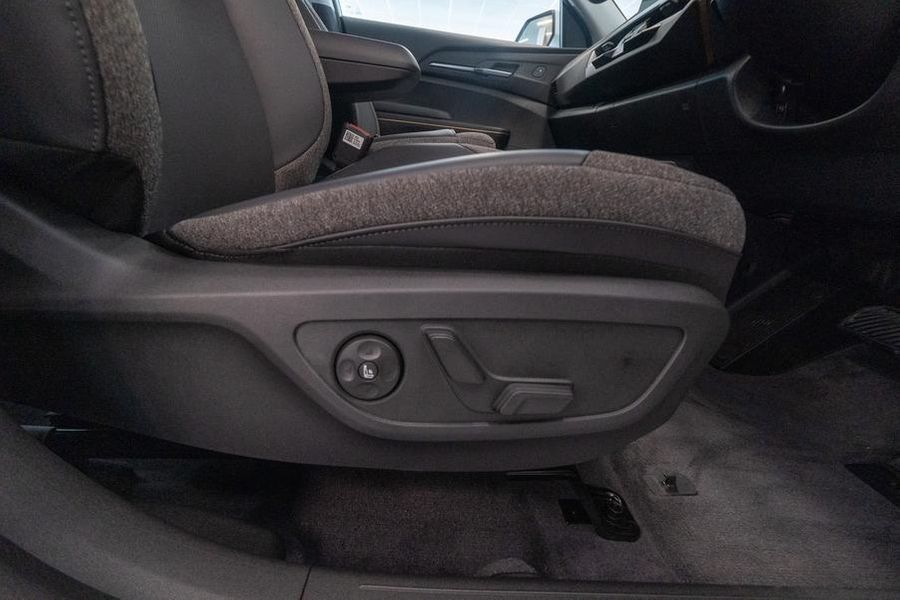 2025 Kia EV5 Air Long Range Auto MY26 Photo 16