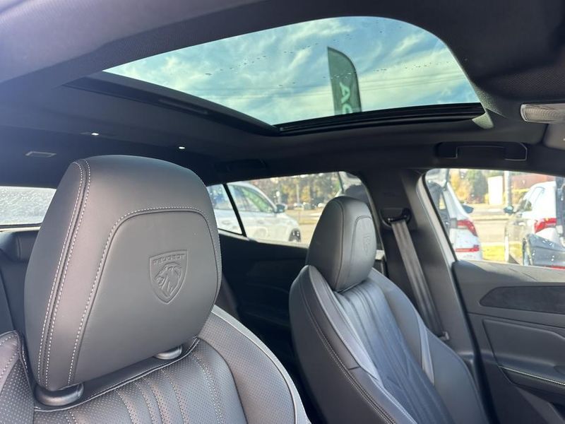 2025 Peugeot 408 GT Premium Hybrid Auto MY25 Photo 11