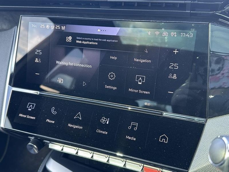 2025 Peugeot 408 GT Premium Hybrid Auto MY25 Photo 16